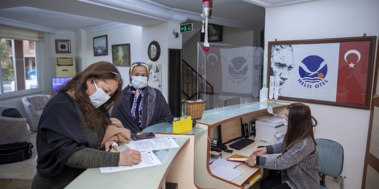 Mersin’de Hasta Ve Yakınları Refakatçi Evi İle Kalacak Yer Derdinden Kurtuldu