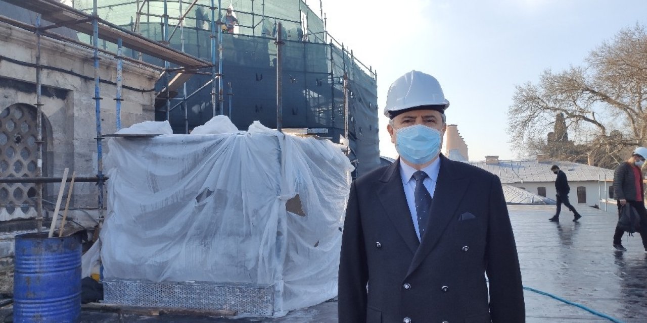 Fatih Köşkü, Bin 500 Tonluk Beton Yükünden Kurtarılıyor