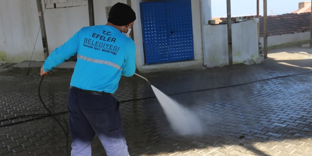 Efeler Belediyesi, Dalama Yeniköy’de Temizlik Çalışması Yaptı