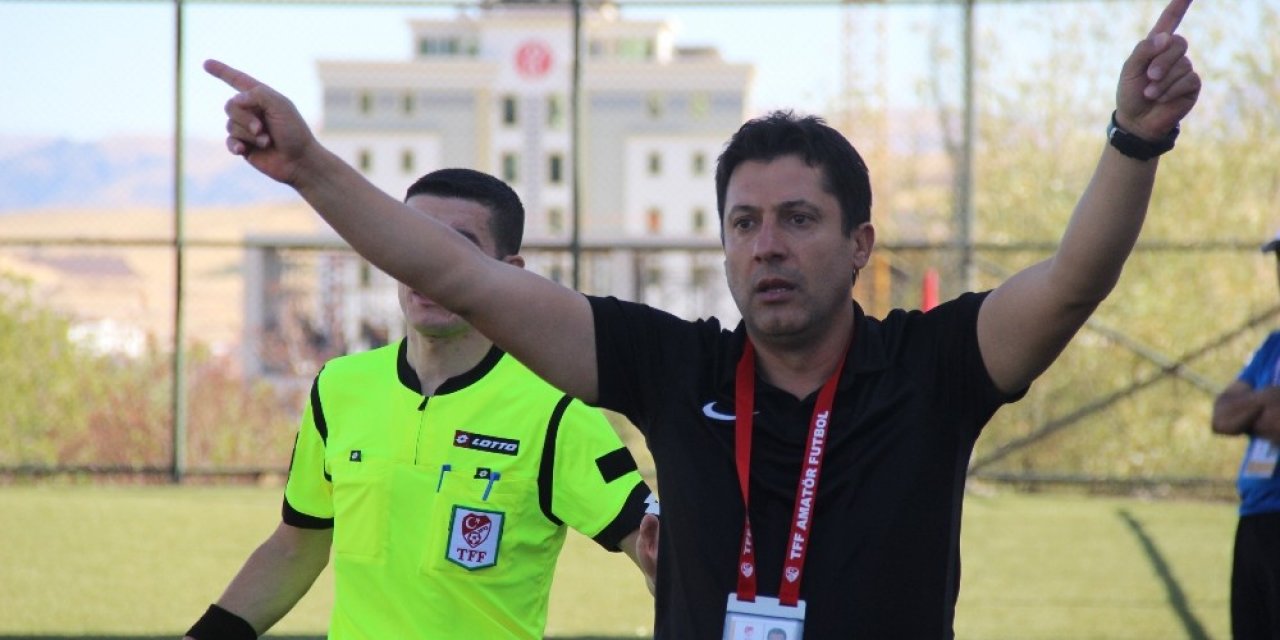 Elazığ Karakoçan Fk’de Takımın Başına Ender Çınar Getirildi