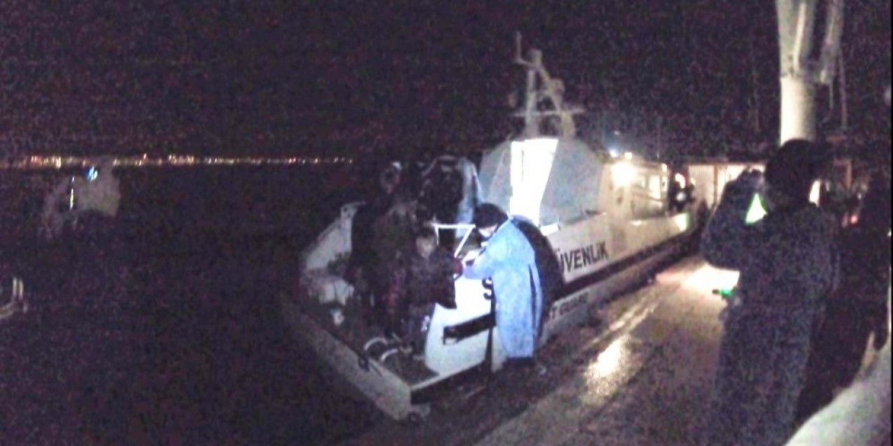 Ayvalık’ta 38 Kongo Uyruklu Mülteci Kurtarıldı