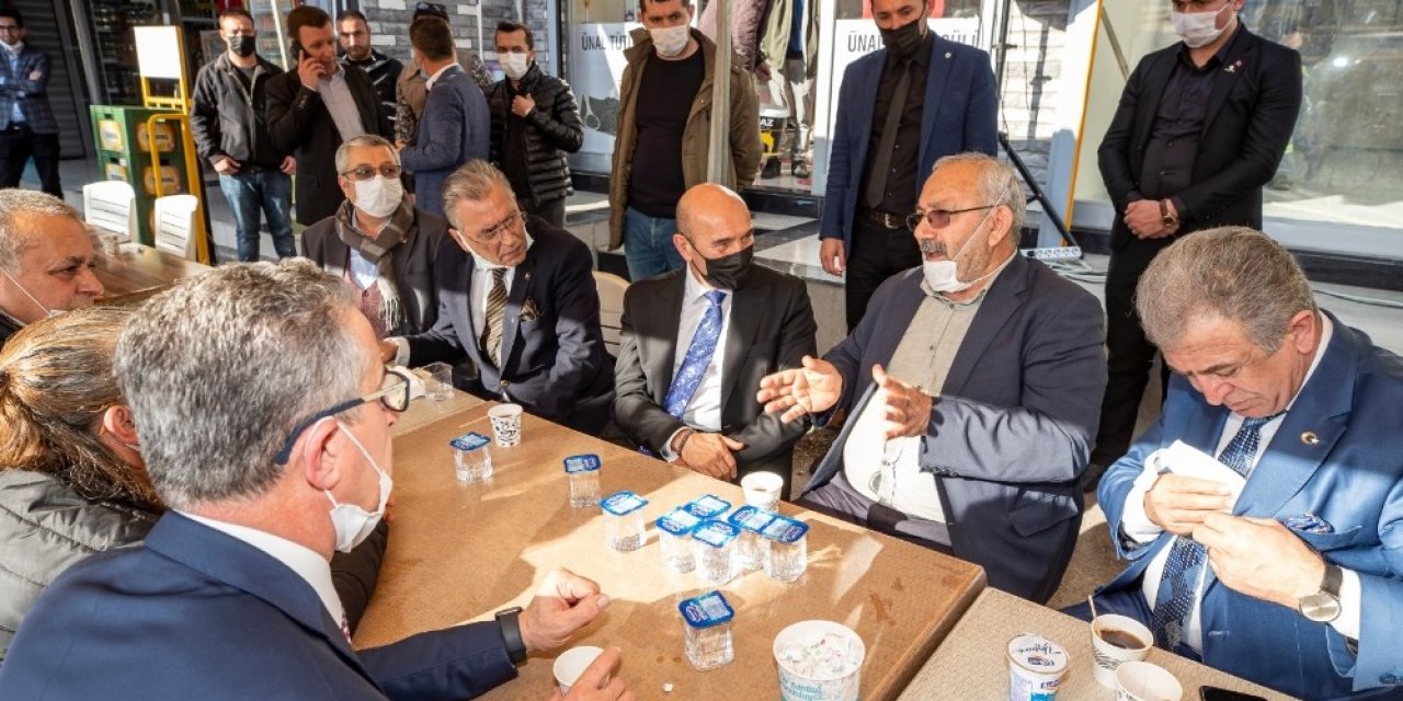 Başkan Soyer’den Şehit Ailesine Taziye Ziyareti