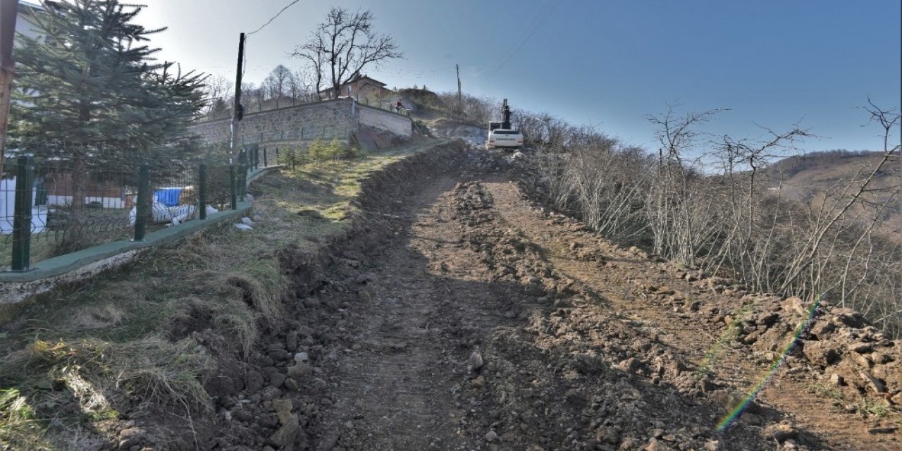Çeyrek Asırlık Yol Sorunu Çözülüyor