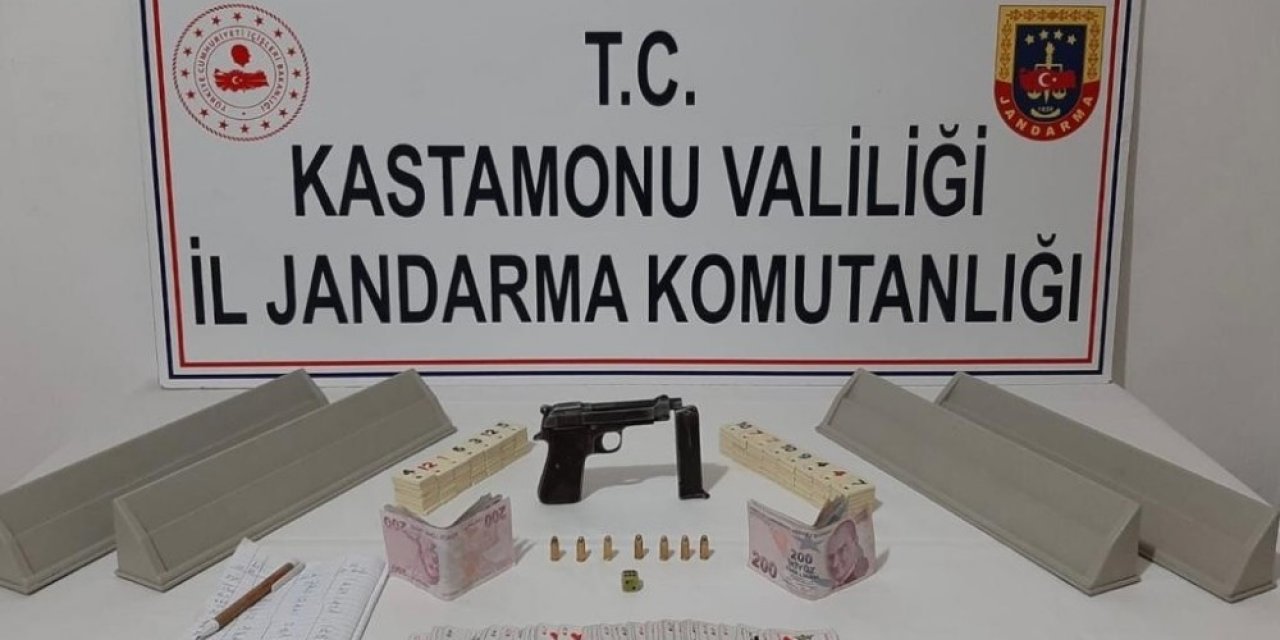 Kastamonu’da Kumar Oynayan 11 Şahsa 34 Bin 650 Tl Para Cezası Uygulandı