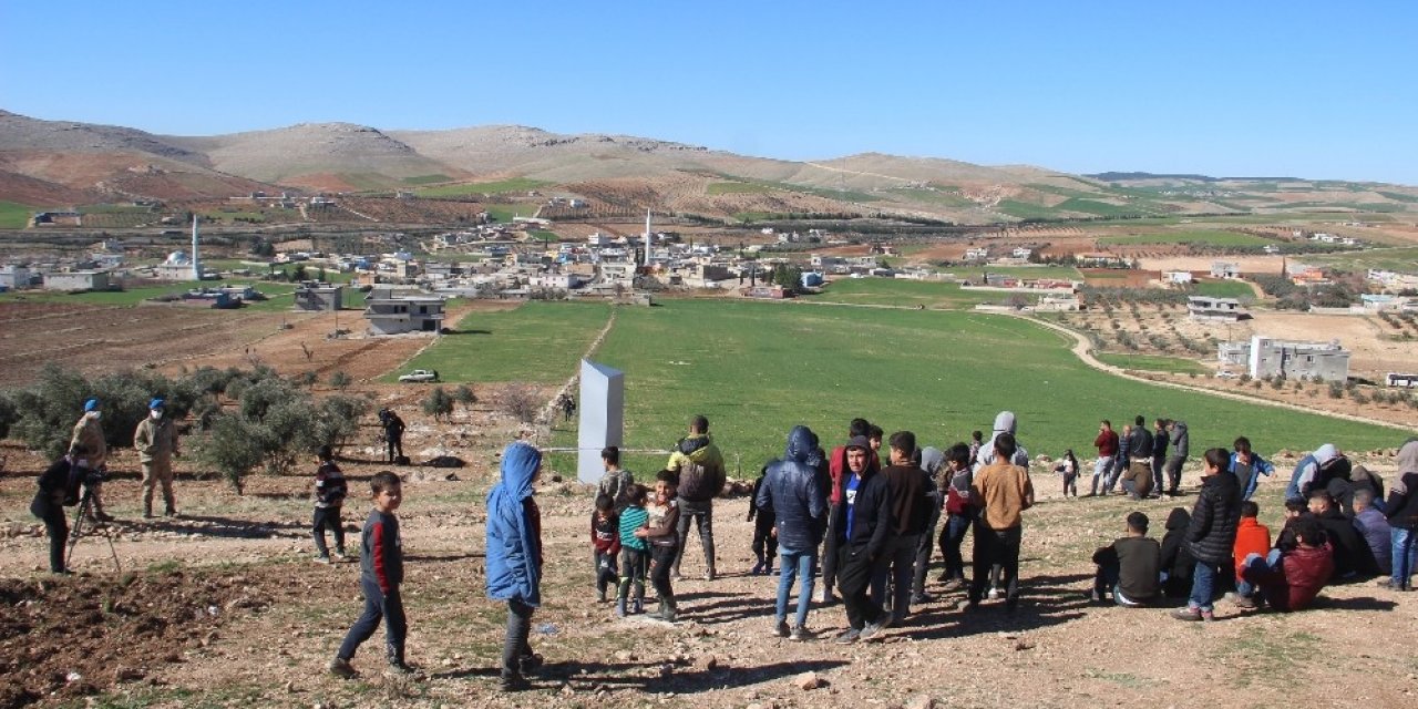 Göbeklitepe Yakınlarında Bulunan Metal Bloğun Sırrı Çözülemedi
