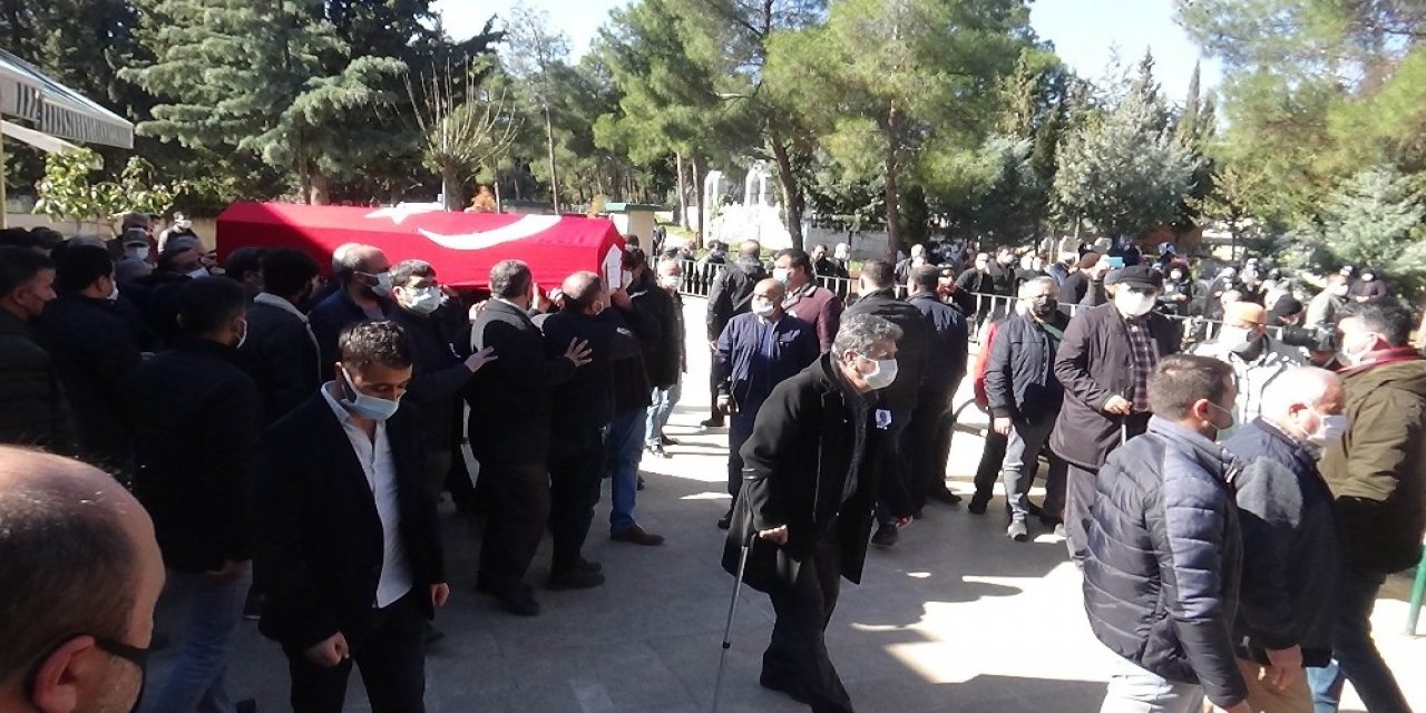 Kıbrıs Gazisi Devlet Töreniyle Son Yolculuğuna Uğurlandı