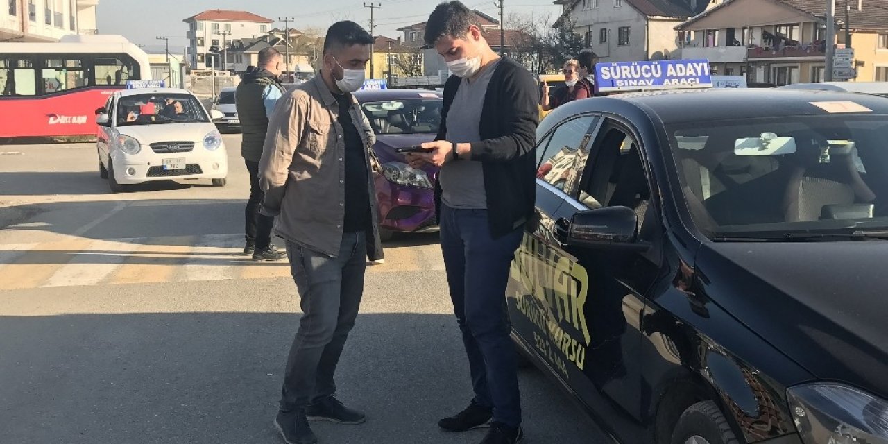 Kısıtlamada Ehliyet Sınavı Heyecanı