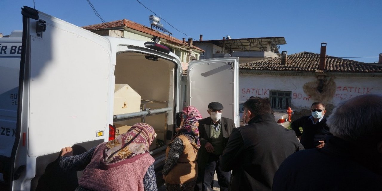 Feci Kazada Ölen Anne, Baba Ve Çocuklarının Cenazesi Sarıgöl’e Getirildi
