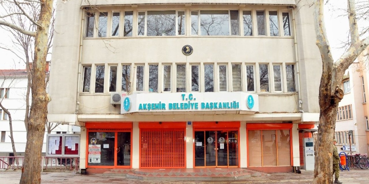 Akşehir Belediyesi’nden Sokakta Kalanlara Yardım Eli