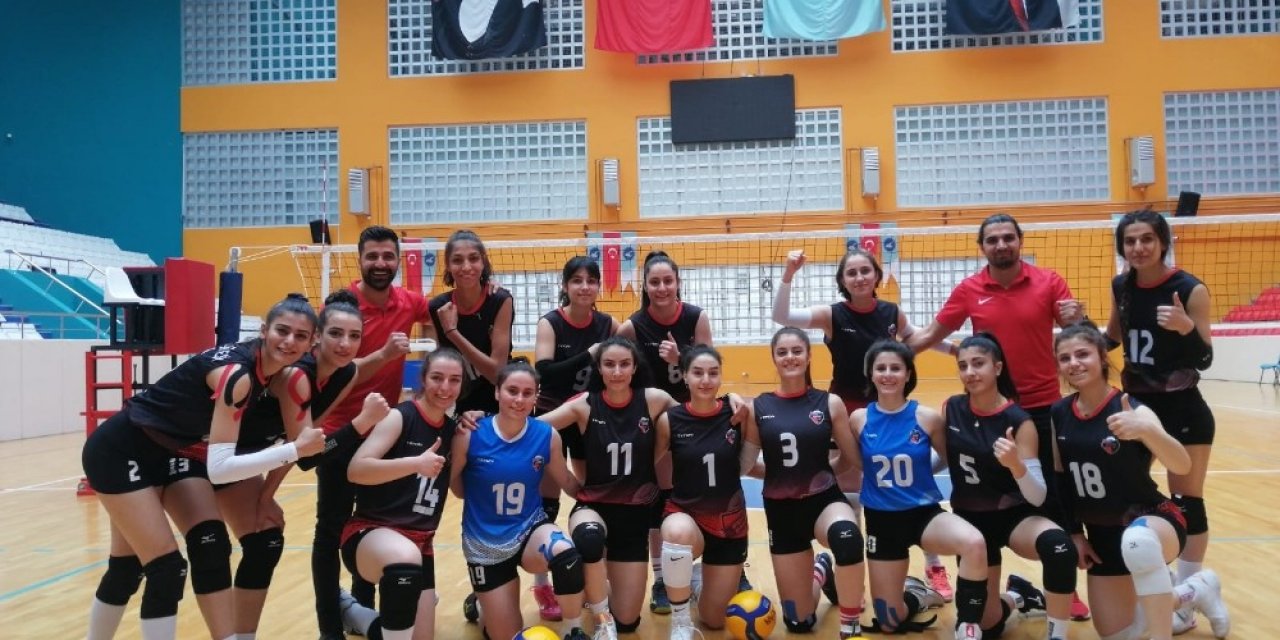 Vanlı Kızlar Diyarbakır Temsilcisini Eli Boş Gönderdi