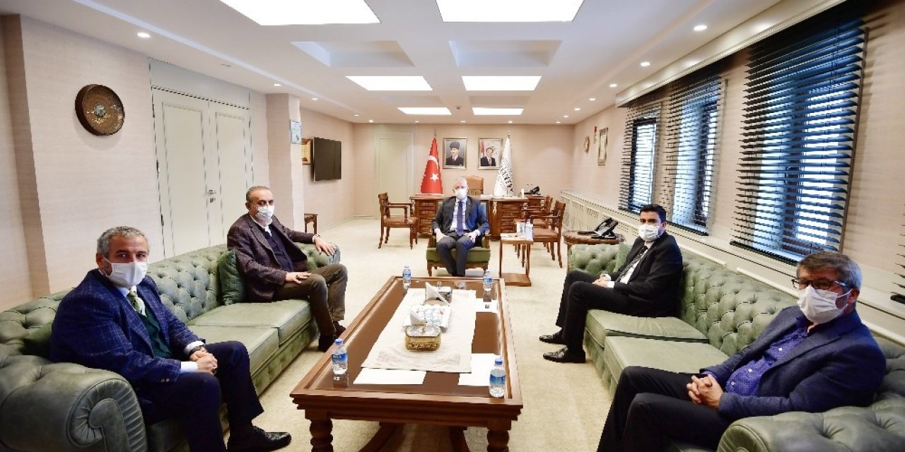 Gazeteciler Vali Gül’le Medyanın Sorunlarını Konuştu