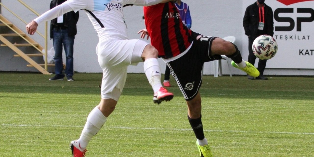 2. Lig: Çorum Fk: 0 - Kocaelispor: 1