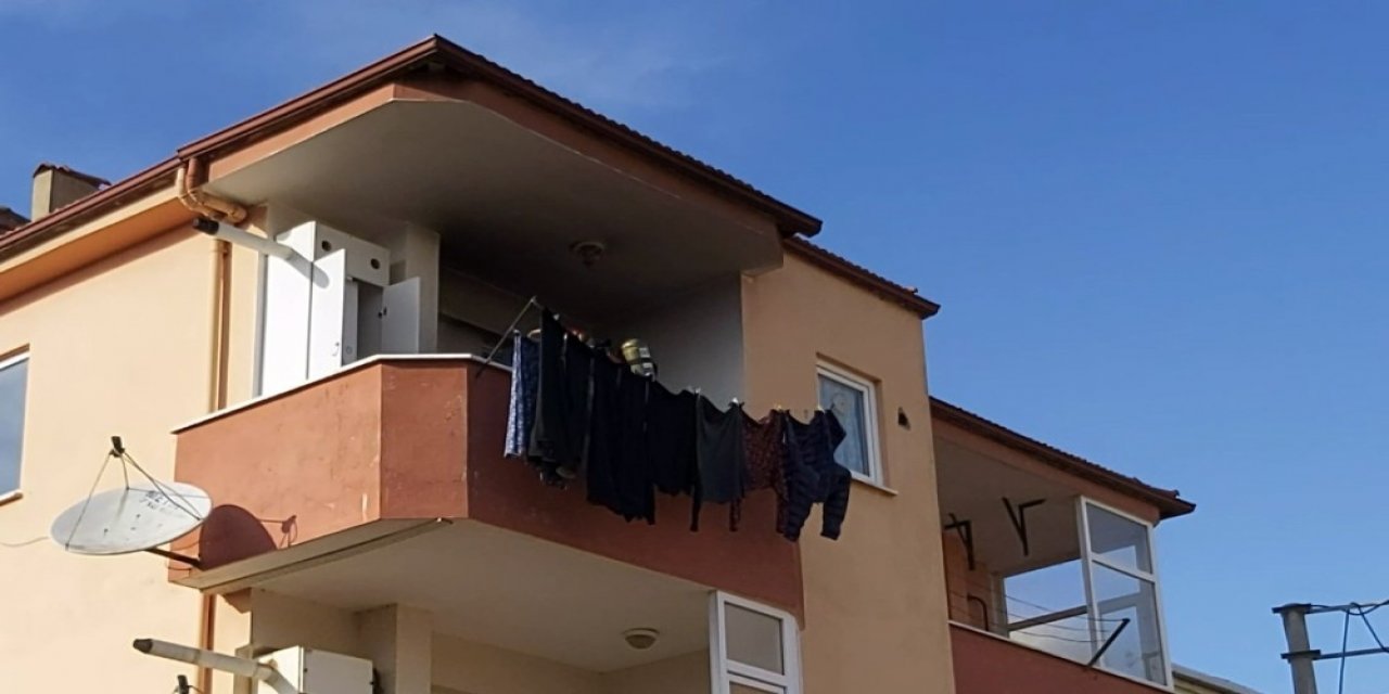 Yangına Uykuda Yakalanan Aile Komşuları Sayesinde Ölümden Döndü