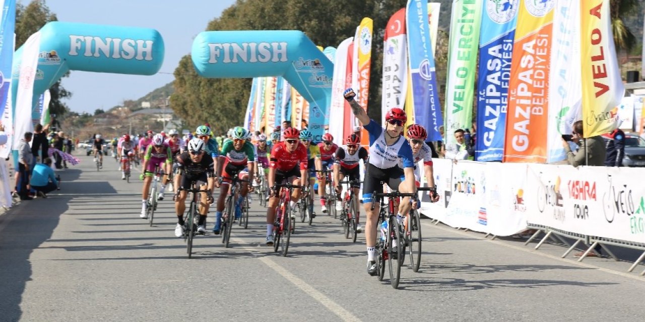 Grand Prix Yol Bisikleti Yarışları’nın Gazipaşa Etabı Tamamlandı
