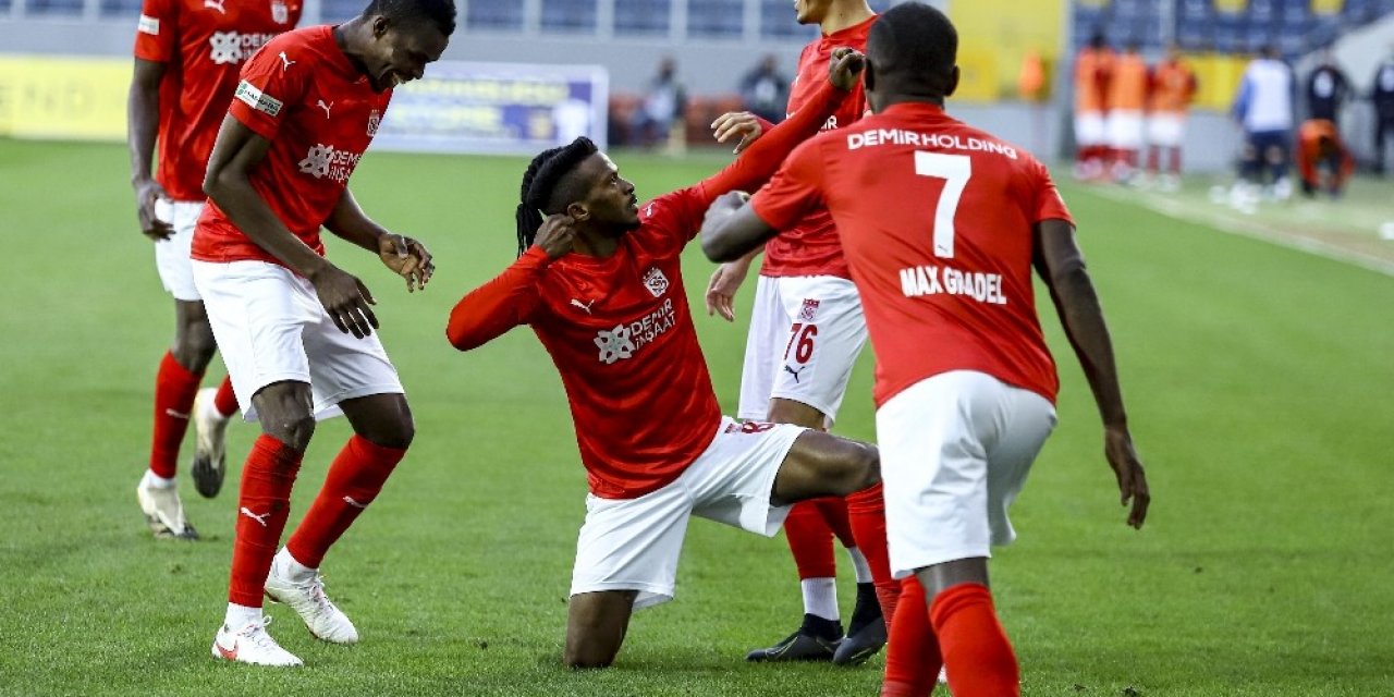 Süper Lig: Mke Ankaragücü: 1 - D.g Sivasspor: 4 (maç Sonucu)