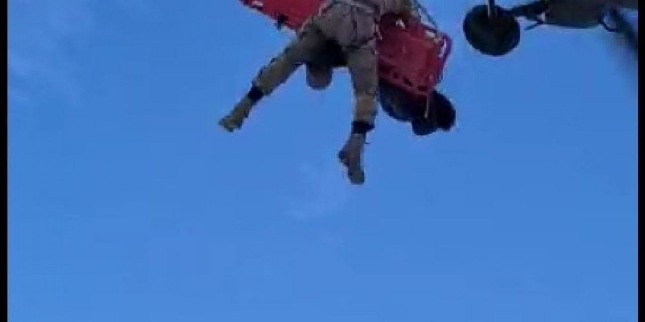 Jandarma Nefes Kesen Kurtarma Operasyonunun Görüntülerini Paylaştı