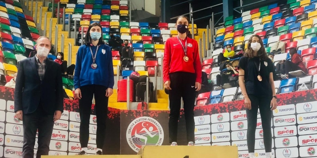Erdekli Sporcu Aleyna Karaca Türkiye Şampiyonu