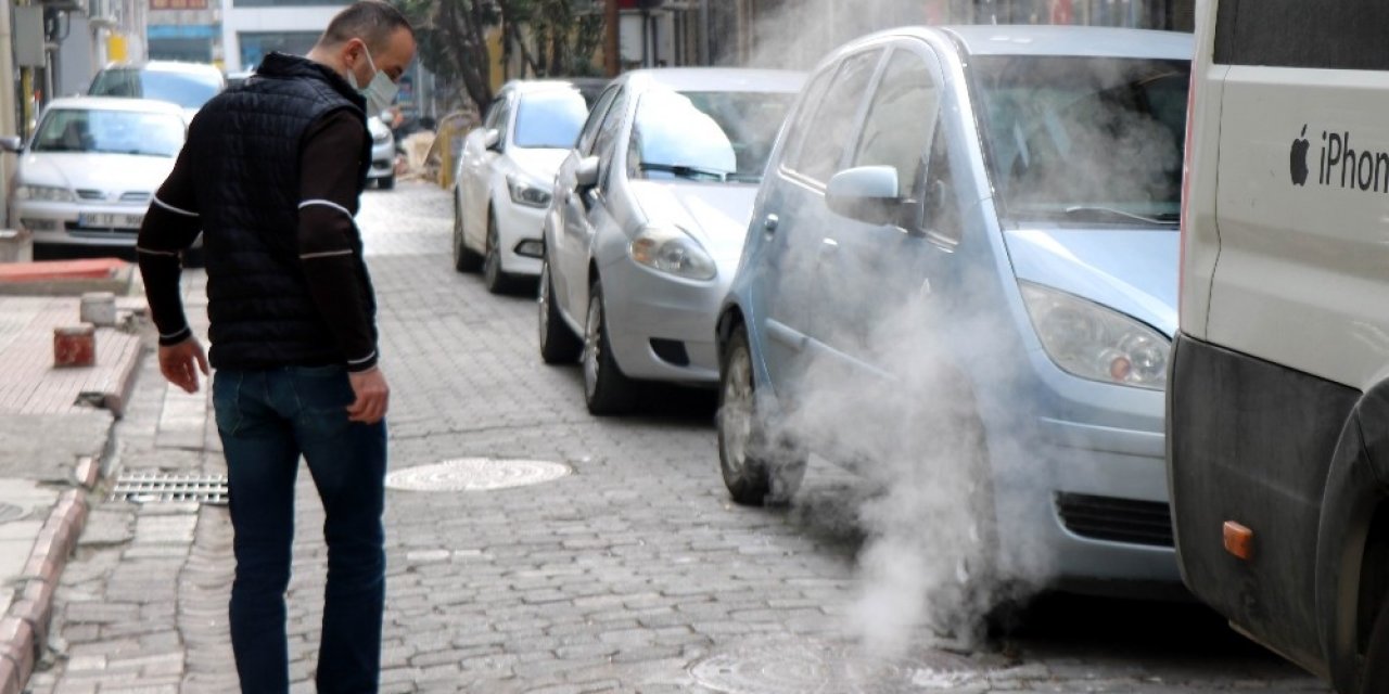 Rögar Kapağından Çıkan Duman Tedirginlik Oluşturdu