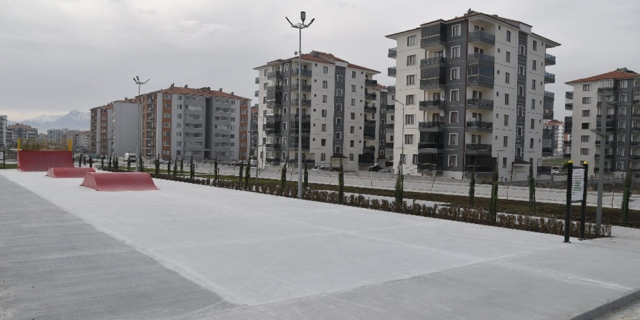 Isparta’da 7 Bin Metrekarelik Yeni Park Alanı