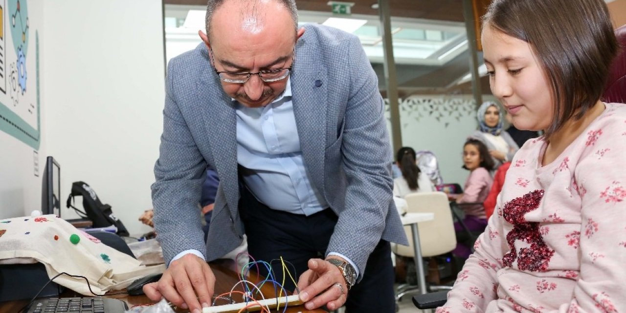 Başkan Kavuş: “proje Ekibimiz Sadece Gençler İçin Değil Tüm Meramlılar İçin Projeler Üretecek”