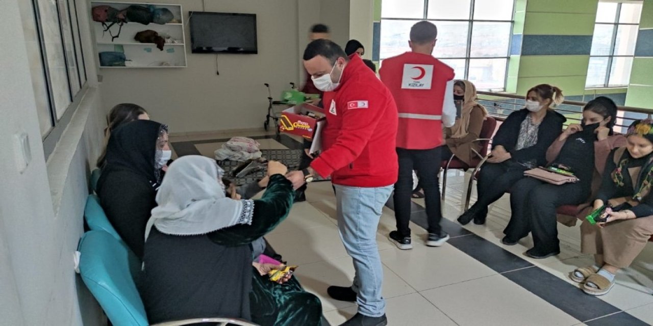 Türk Kızılay’ı Sağlık Çalışanları İle Bir Araya Geldi