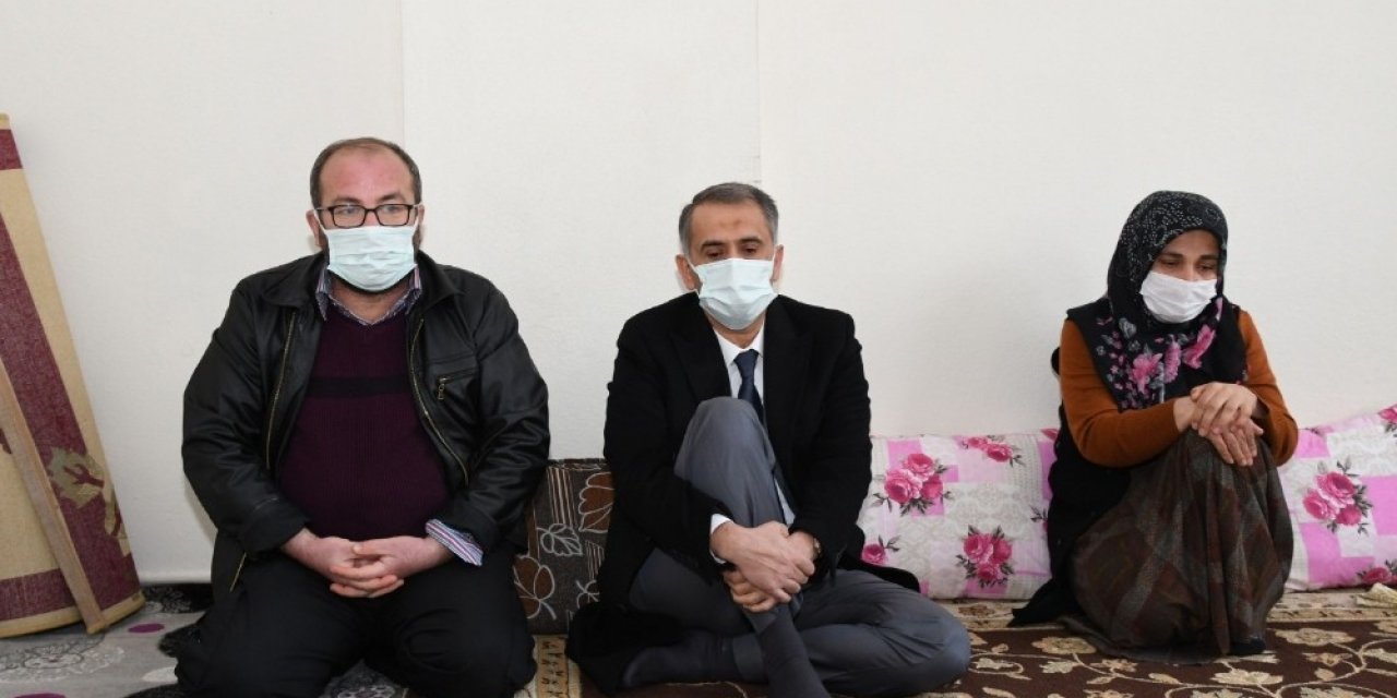 Vali Çuhadar’dan, Yıldırım Ailesine Taziye Ziyareti