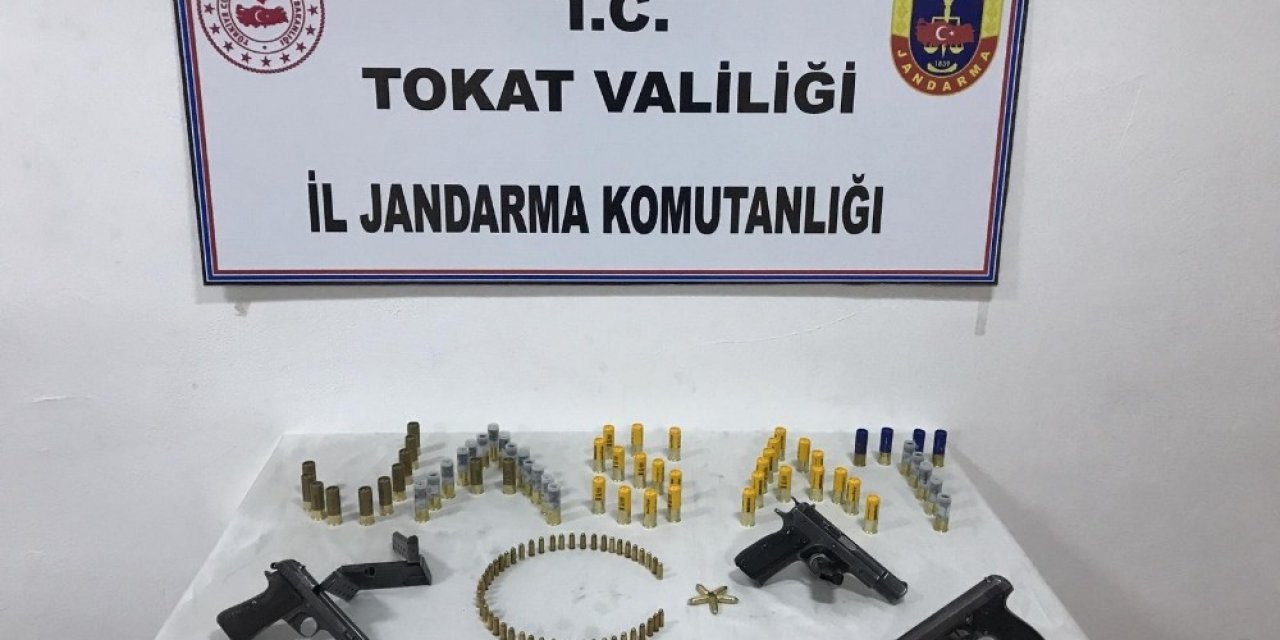 Tokat’ta Silah Kaçakçılığı Operasyonlarında 5 Şüpheli Gözaltına Alındı
