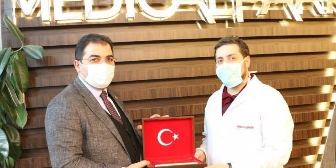 Belediye Başkanı Canpolat, Medical Park Hastanesi’ni Ziyaret Etti.