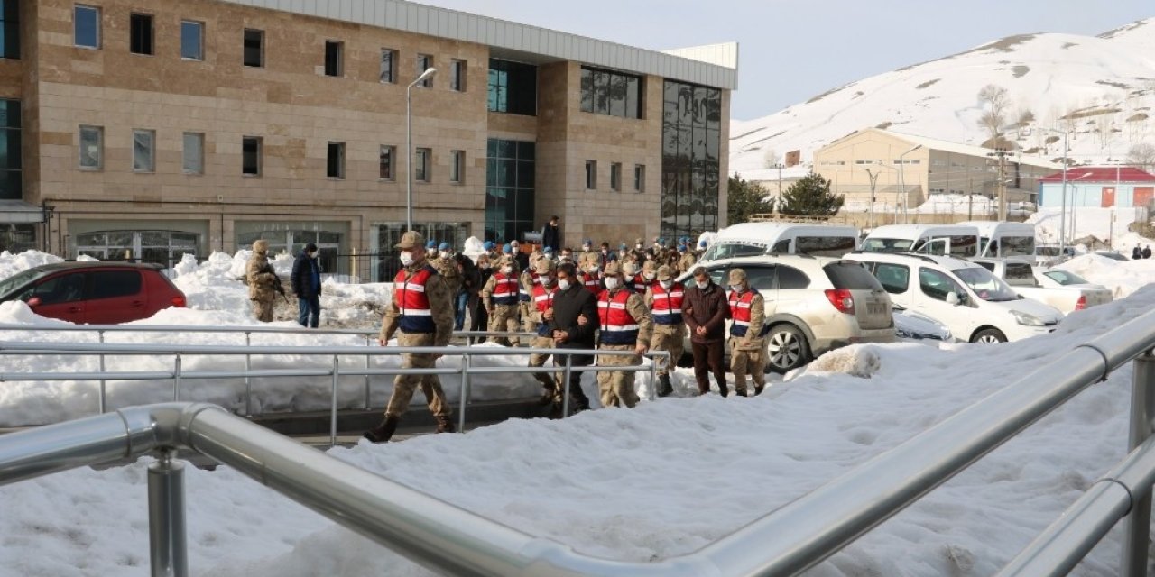 Bitlis’te Terör Operasyonu: 5 Tutuklama