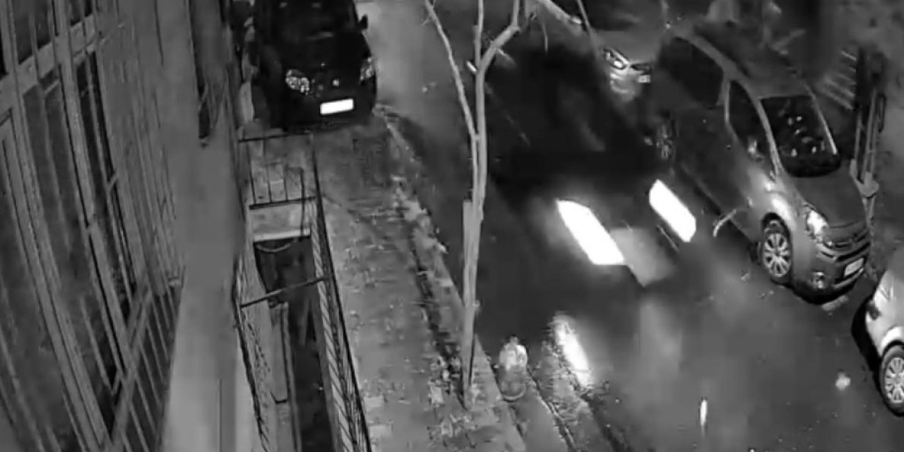 Esenler’de Çatının Düşme Anı Kamerada