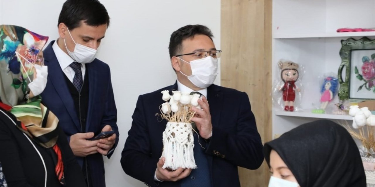 Vali Çiçek: “bu Şehirde Her Şey Kadınlarla Güzelleşecek”