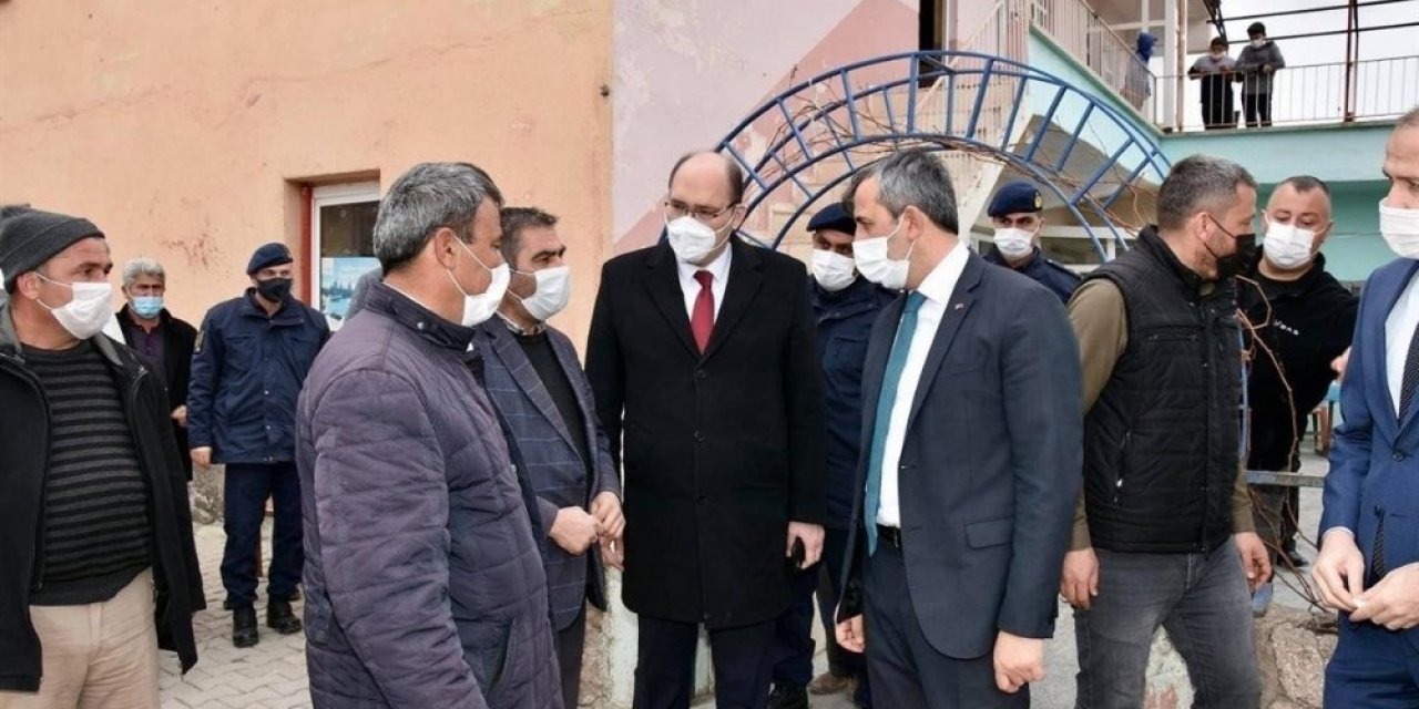 Vali Sezer, Kılıçlar Köyünü Ziyaret Etti