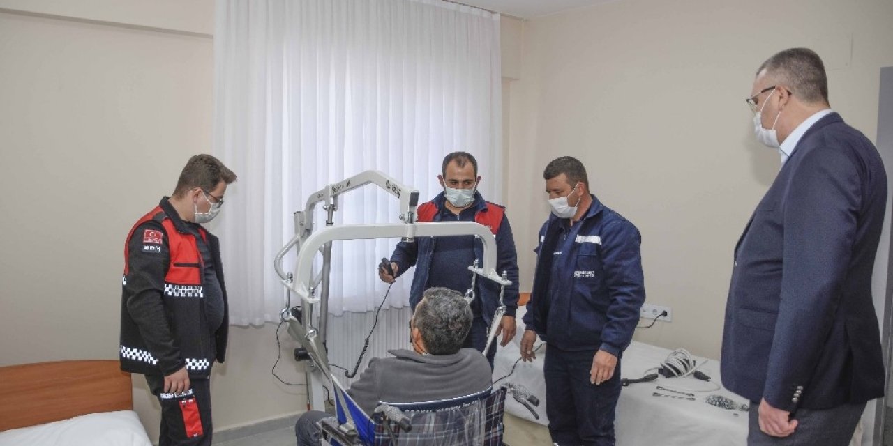 Karacabey’de Yardım İşlerine Hayırseverlerin Desteği Çığ Gibi