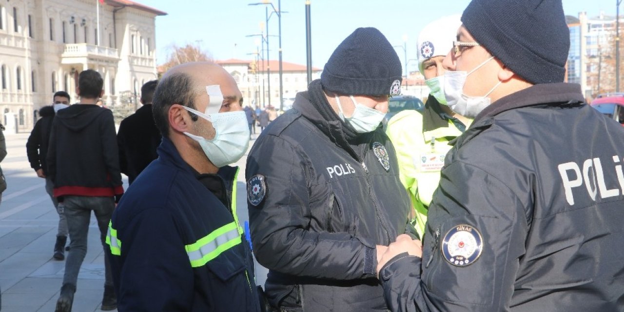 Otopark Ücreti Tartışmasında Otopark Görevlisi Darp Edildi