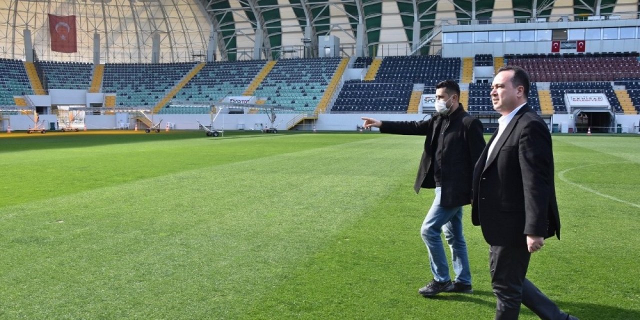 Akhisar’ın Zemini Federasyondan Tam Not Aldı