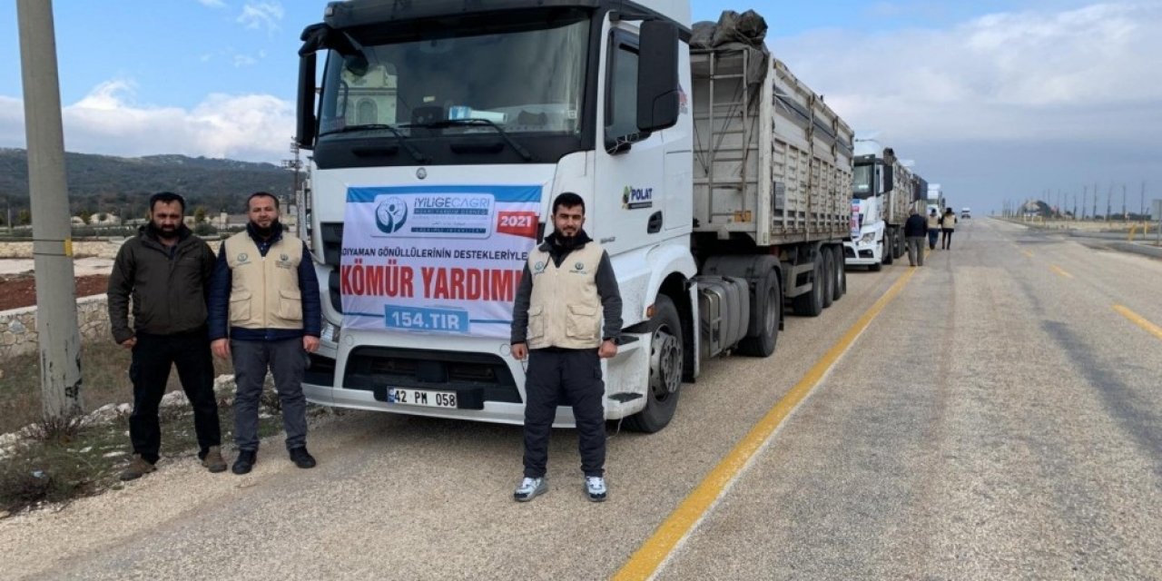 Kahta’dan Suriye’ye 4 Tır Kömür Yardımı