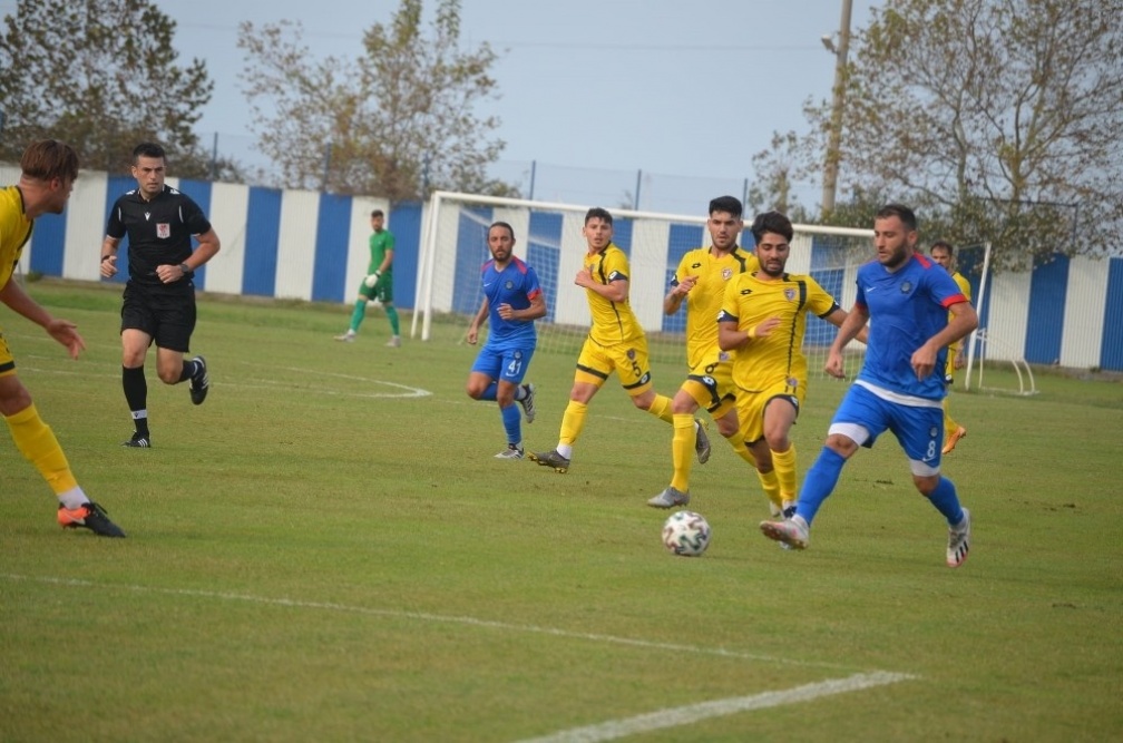 Bucaspor 1928, deplasmanda Payasspor’u 1-0 yendi ve puanını 15’e çıkartarak liderlik koltuğundaki yerini korudu.