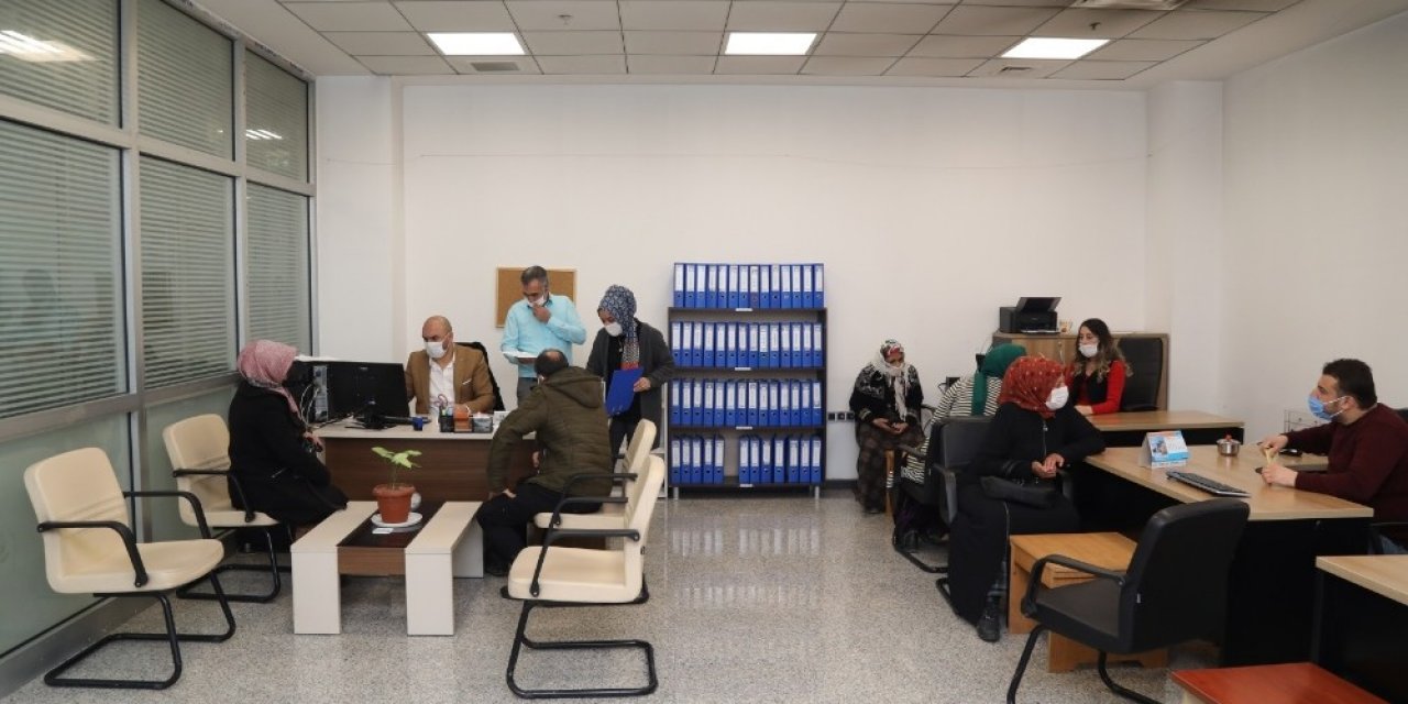 Van Büyükşehir Belediyesinin Sosyal Yardımları Elektronik Ortama Taşındı