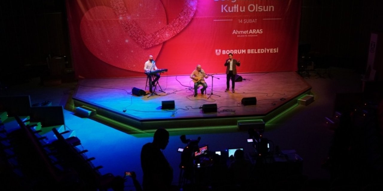 Bodrum Belediyesi Yerel Sanatçıların Yanında