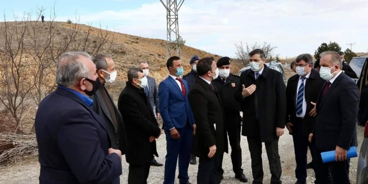 Vali Çiftçi Yeni Hacılarhanı Köyünde İncelemelerde Bulundu