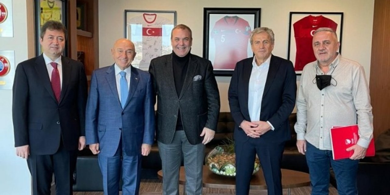 Bursaspor Başkanı Erkan Kamat, Tff Başkanı Nihat Özdemir’le Görüştü