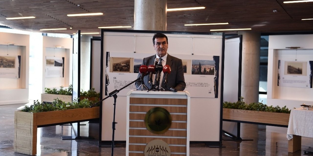 - Ulu Hakan’ın Vefatının Sene-i Devriyesine Özel Sergi