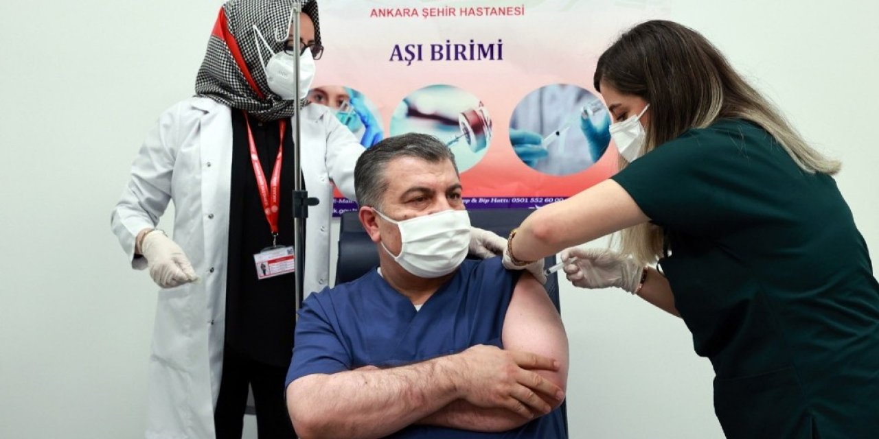 Bakan Koca: "28. Gün İkinci Doz Aşımı Oldum”