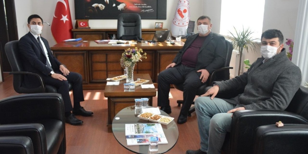 Başkan Alp’ten Yeni Kaymakam Başoğlu’na Hayırlı Olsun Ziyareti