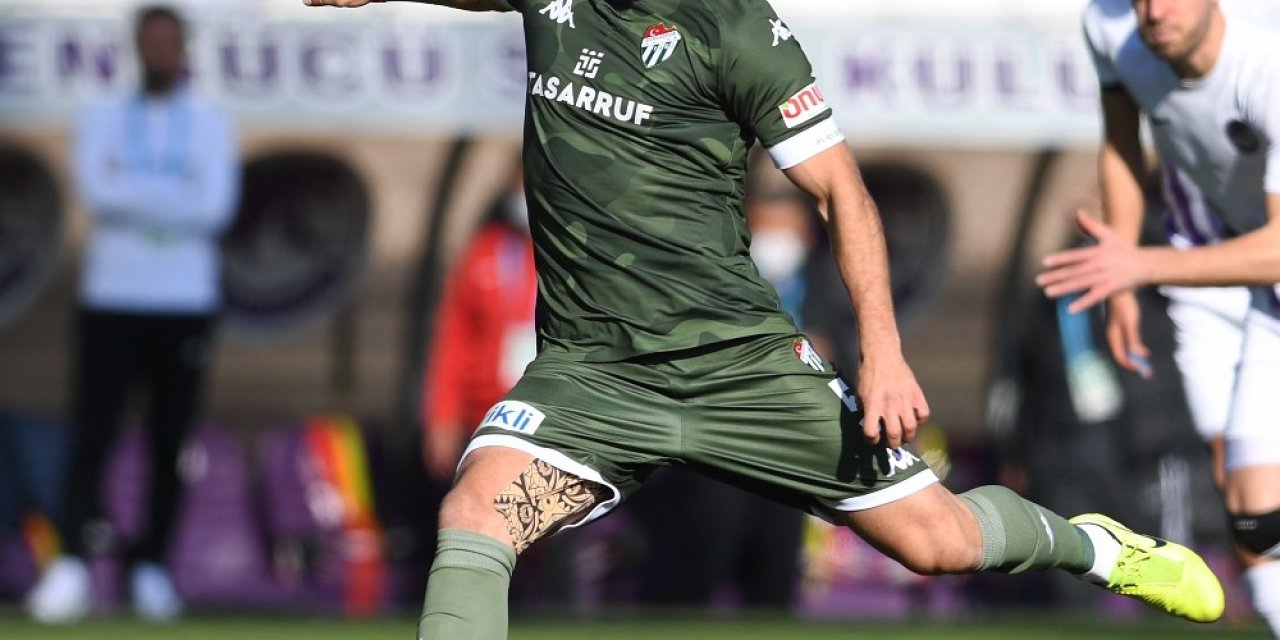 Bursaspor’un Rakiplerini Emirhan Aydoğan Durdurdu