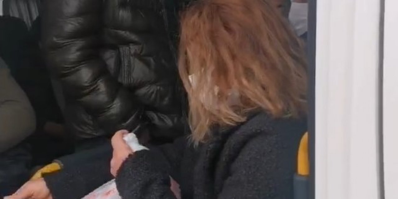 17 Kişilik Minibüsten 21 Kişi Çıktı
