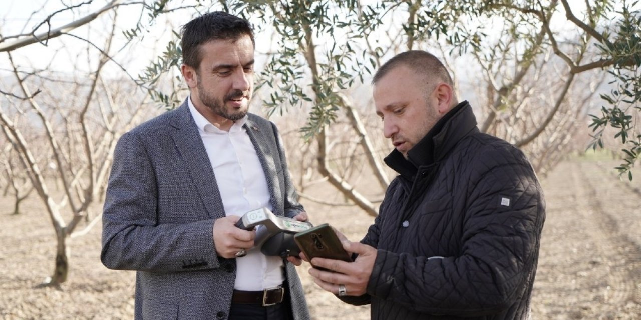 Kestel Belediyesi’nden Tarlada Toprak Tahlili