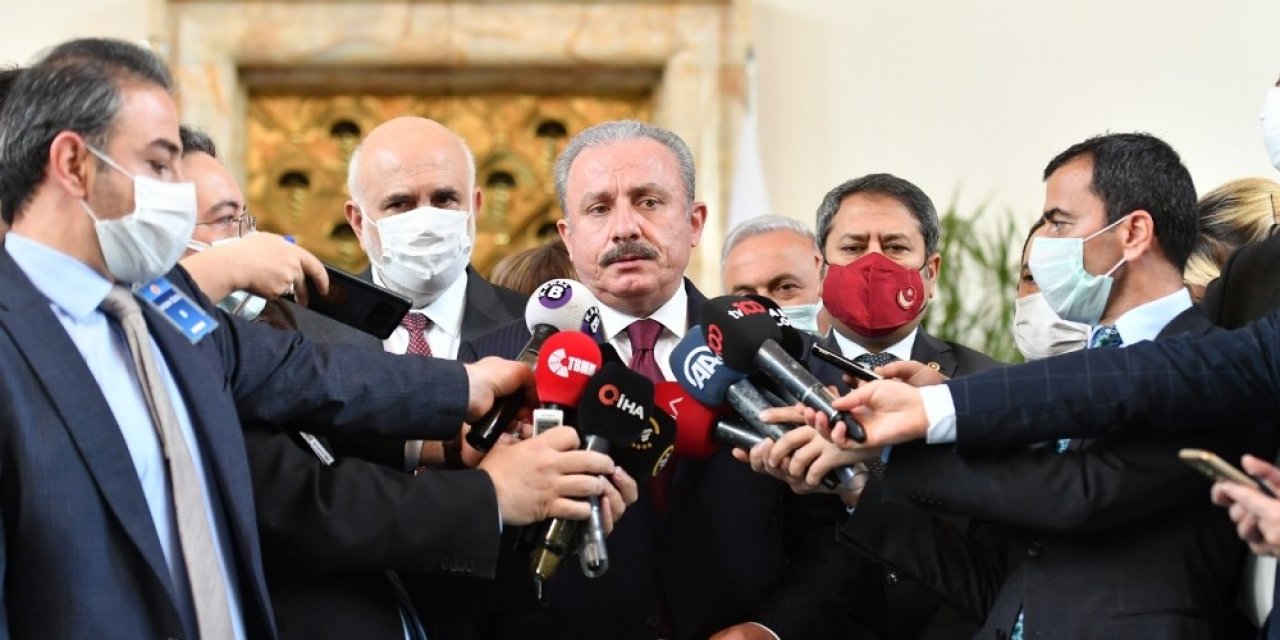 Tbmm’de Füreya Koral Sergisi Açıldı