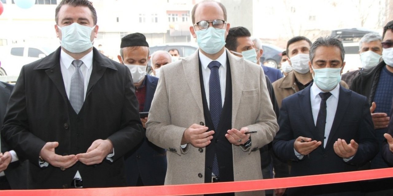 Bismil Kaymakamı Türkmen İş Yeri Açılışına Katıldı