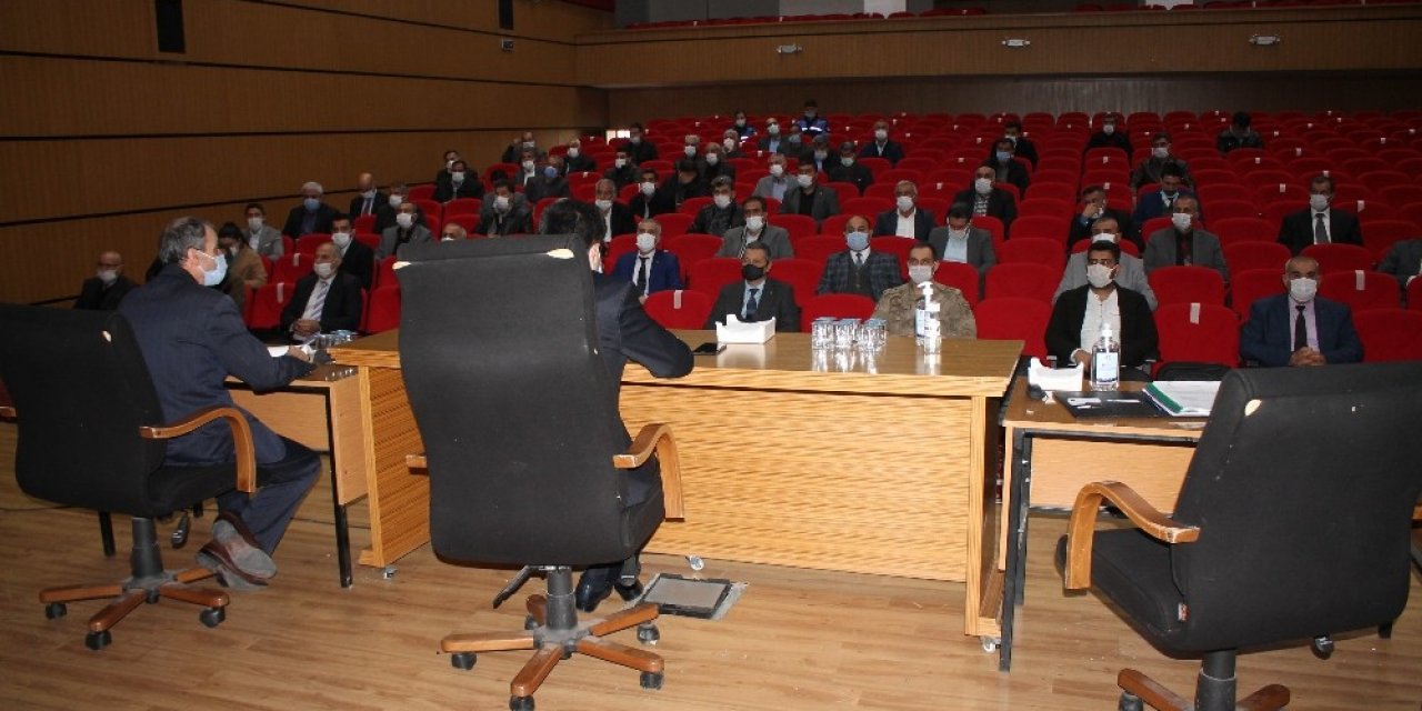 Midyat Kaymakamı Dundar, Muhtarlar Toplantısına Katıldı